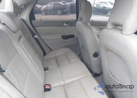 2006 Volvo S40 2.4I from USA, damaged, VIN YV1MS382162195052